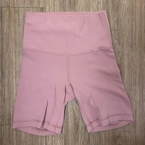 Aritzia TNA butter 5” biker shorts, size xs